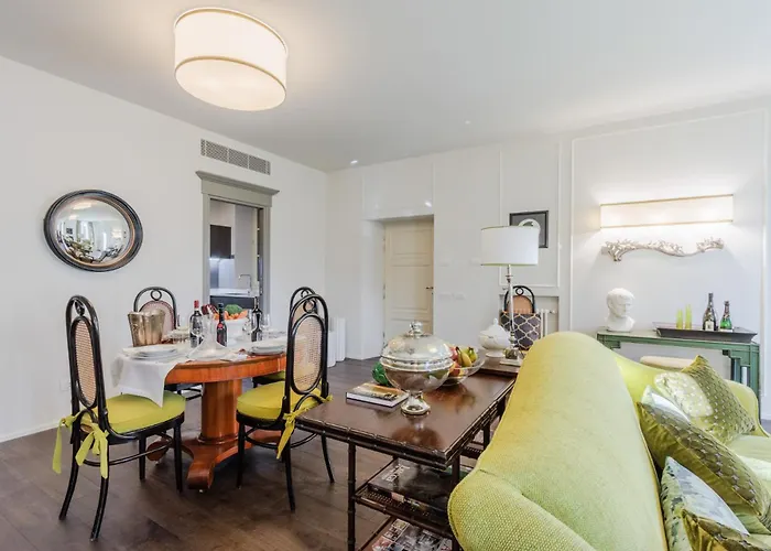 Casa Antonia Luxury 2 Bedrooms * ルッカ